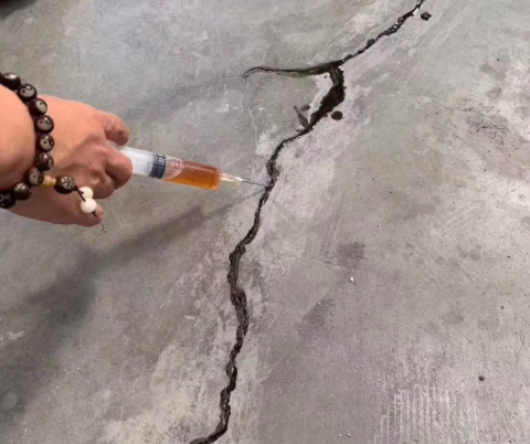 阳高混凝土裂缝修补技术详解​